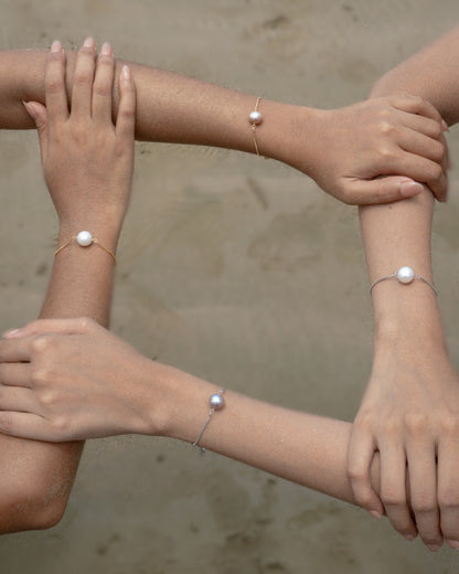 Aquapearl Aria South Sea Pearl Floating Bracelet